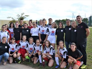 U12-U15 et U18 sont entraînées par Roxane (en bas à gauche) et Christophe.