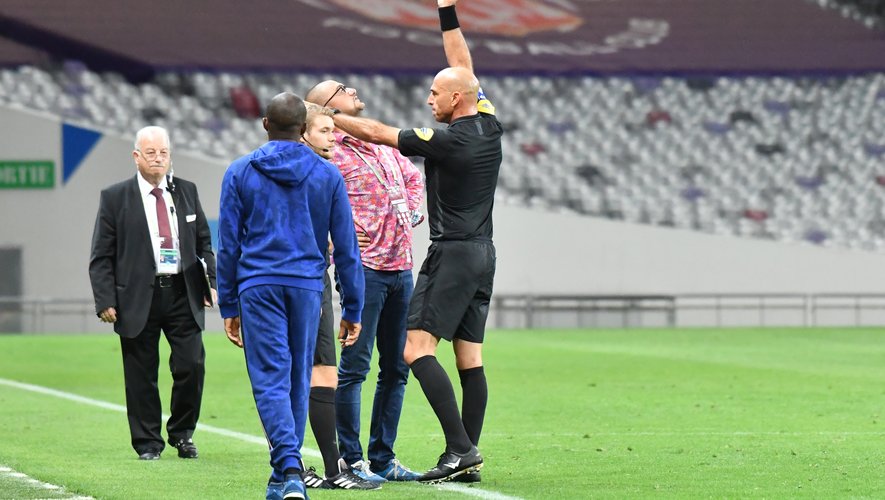 Pierre-Olivier Murat suspendu quatre rencontres après son expulsion lors du match contre Sochaux.