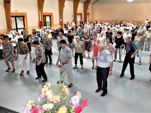 Une salle bien remplie pour cette première.