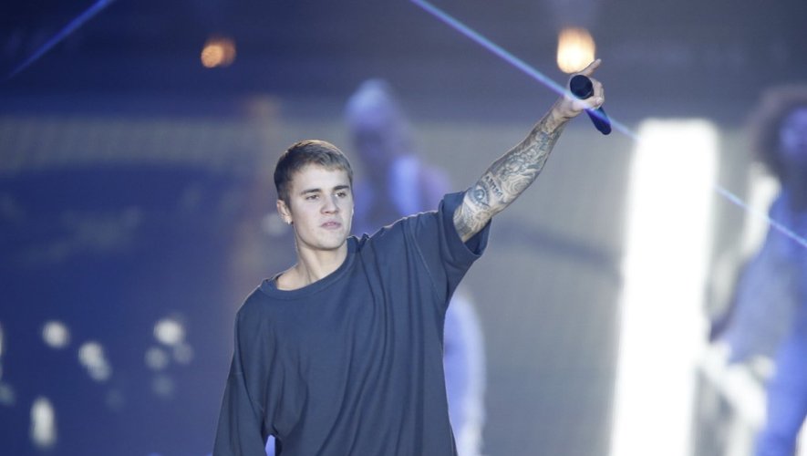Le chanteur canadien Justin Bieber sur la scène du Telia Parken Stadium de Copenhague, le 2 octobre 2016