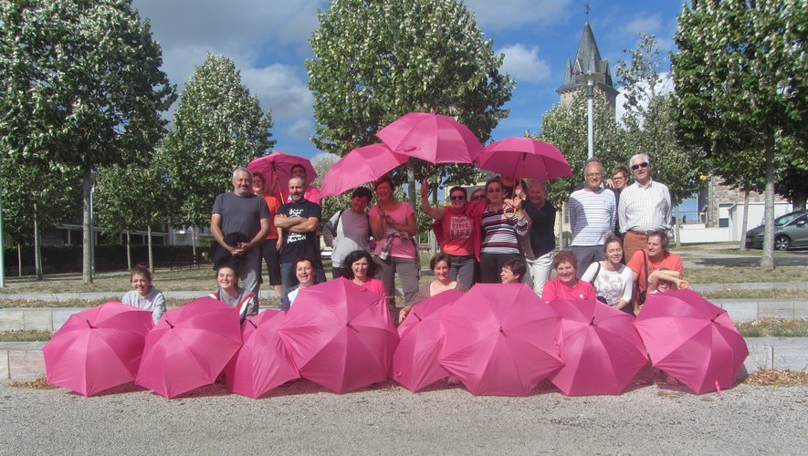 Les parapluies roses étaient déjà de sortie l’année dernière.