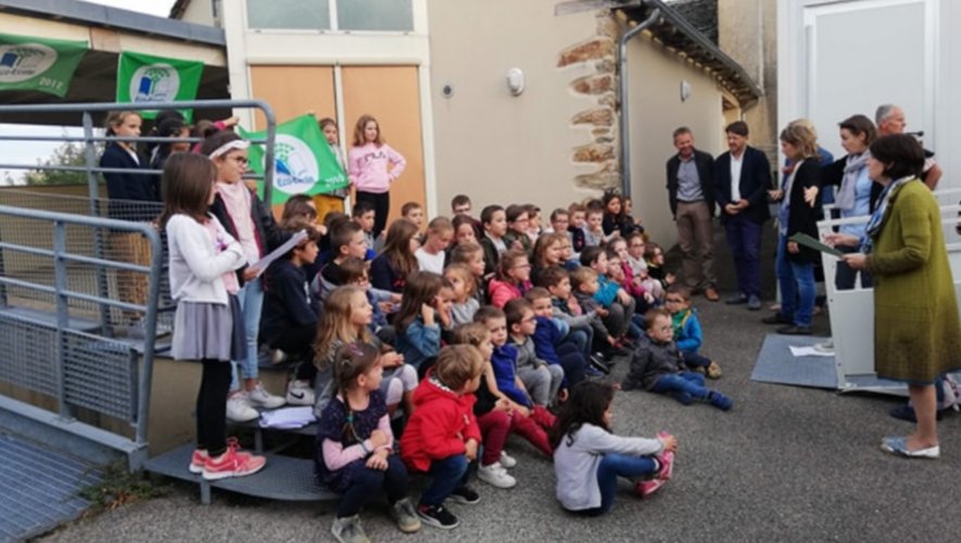 Les écoliers de l’école publique de Lavernhe-de-Manhac.