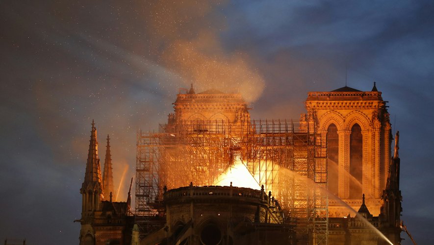 L'incendie de Notre-Dame-de-Paris va faire l'objet d'une série TV en anglais.