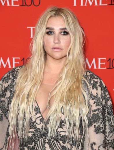 Kesha sortira prochainement un nouvel album, deux ans après la sortie de "Rainbow" en 2017.