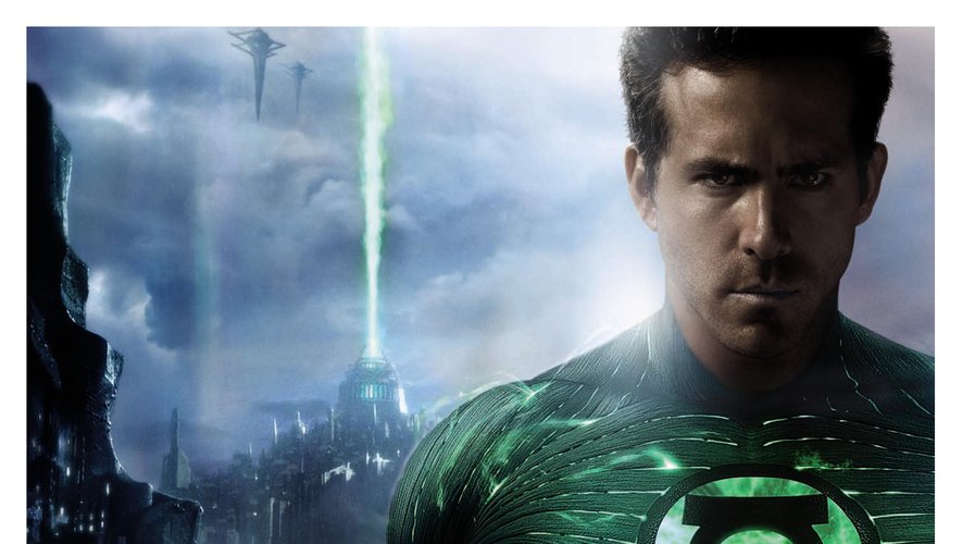 L'acteur canadien Ryan Reynolds a incarné le super-héros "Green Lantern" dans le film éponyme en 2011 au cinéma.
