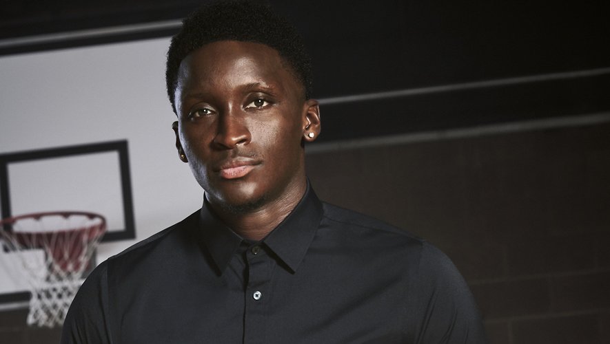 Victor Oladipo dans la campagne 'NBA Game Changers 2019-2020' pour Express