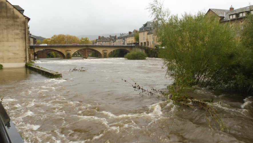 Des débordements de la rivière Lot  pourraient avoir lieu en Aveyron.