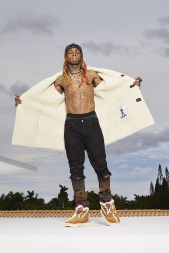 Lil Wayne incarne la nouvelle collection signée UGG et BAPE.