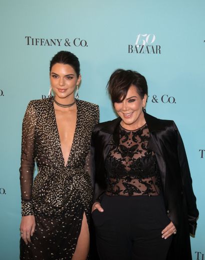 Kendall Jenner (à gauche) et Kris Jenner sont les stars de la télé-réalité "L'Incroyable Famille Kardashians" diffusée depuis 2007.
