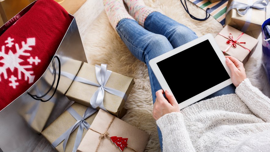 Selon une récente enquête Kantar commandée par le site de vente en ligne eBay, 54% des Français se disent prêts à offrir un cadeau "de seconde main".