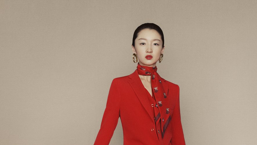 Zhou Dongyu, the new face of Burberry