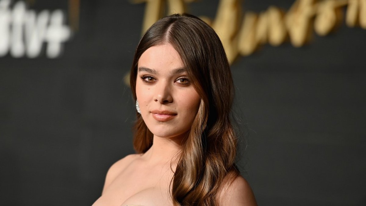 Hailee Steinfeld dévoilera son nouveau titre le 1er janvier ...