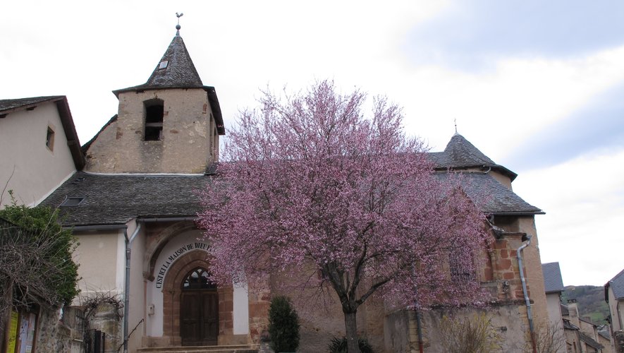 Une promenade hivernale vers ce modeste hameau aux portes d’Espalion peut être l’occasion de la découverte de son église.