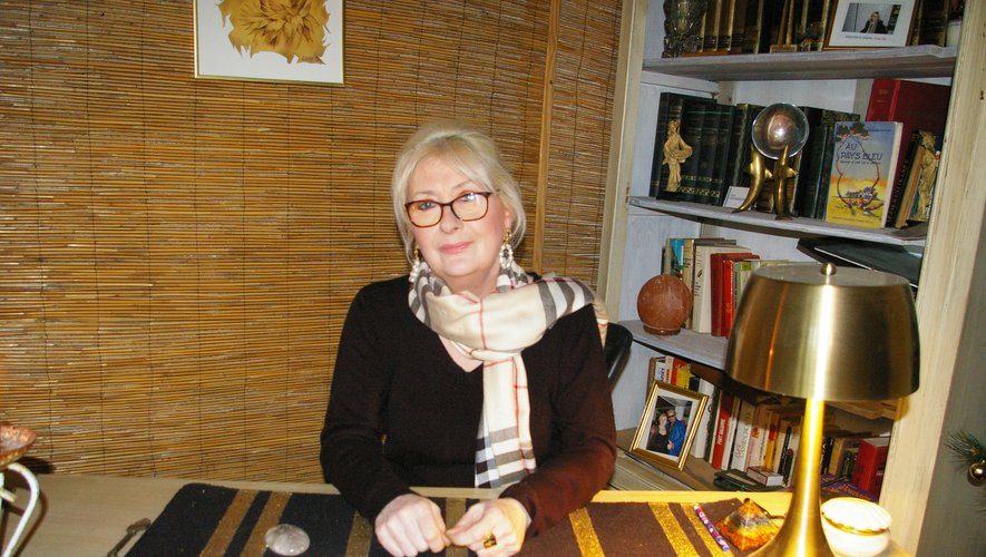 Claire Van-Engolgem consulte dans son cabinet aubinois.