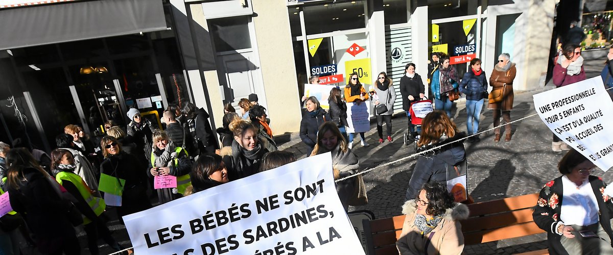 En Aveyron Les Professionnels De La Petite Enfance Ne Veulent Pas De Bebes A La Consigne Centrepresseaveyron Fr En Aveyron Les Professionnels De La Petite Enfance Ne Veulent Pas De Bebes A La Consigne Centrepresseaveyron Fr