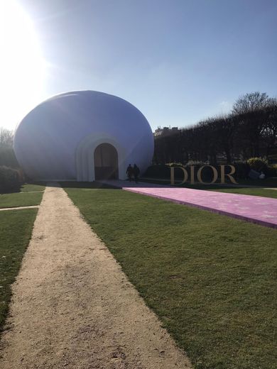 Le défilé Dior haute couture printemps-été 2020.
