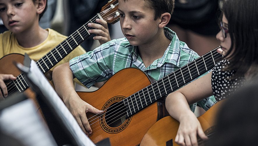 Les jeunes guitaristes de l’antenne villefranchoise du conservatoire