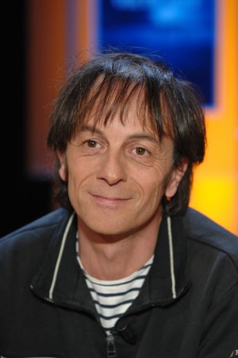 Décès de l'écrivain Hubert Mingarelli centrepresseaveyron.fr