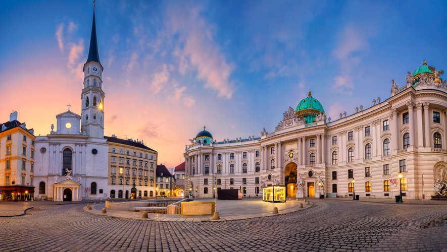 La ville de Vienne a présenté lundi une application mobile permettant aux habitants se déplaçant à pied, en vélo ou en transports en commun d'obtenir gratuitement des billets de spectacle ou des tickets de musée.