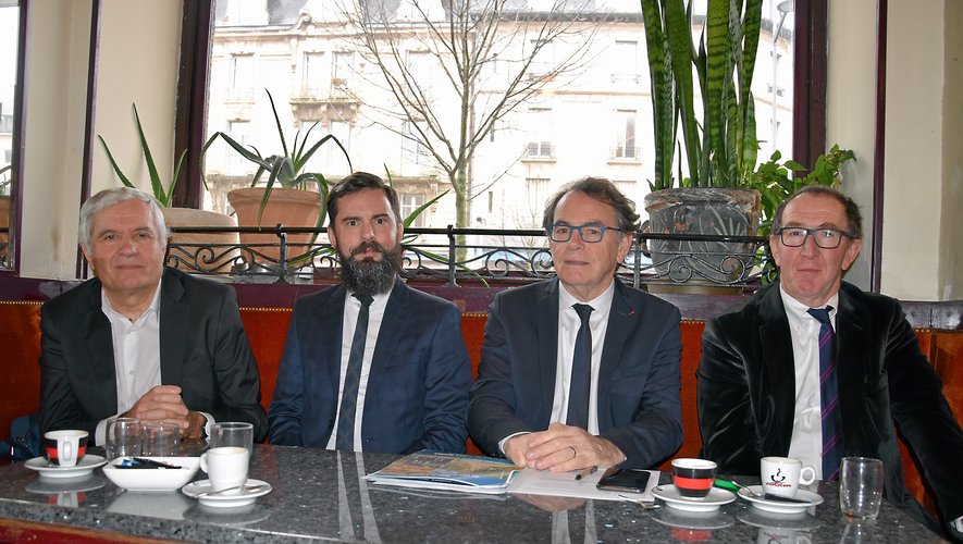 Joseph Donore, Christophe Lauras, Christian Teyssèdre  et Jean-François Bouges, candidats pour la liste  « Notre parti, c’est Rodez ».