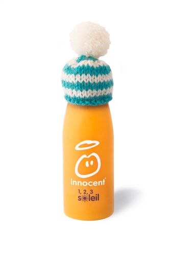 Les bouteilles Innocent coiffées d'un petit bonnet sont d'ores et déjà disponibles en magasin
