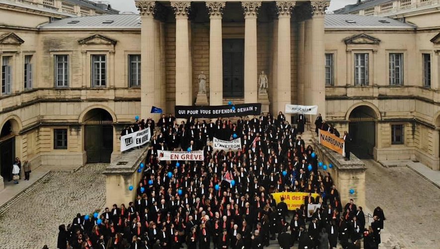 Les avocats de la région se sont mobilisés sur les marches du palais de justice de Montpellier, ce jeudi 13 février.