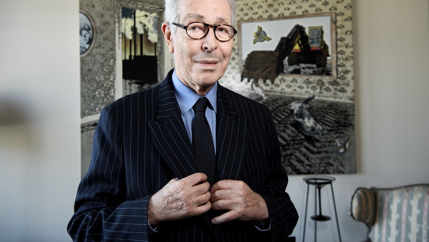 Agé de 83 ans, l'homme d'affaires aux multiples facettes Didier Grumbach, qui a présidé entre 1998 et 2014 la Fédération de la mode française sort "Mémoires de mode"