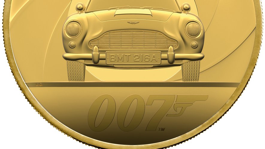 La Monnaie royale britannique a dévoilé lundi une pièce d'or de 7.000 livres (8.000 euros) en l'honneur de James Bond