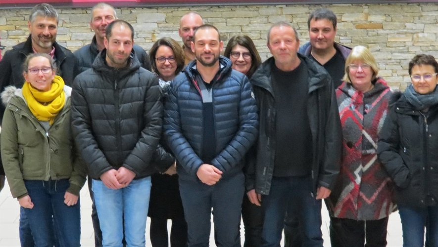 De gauche à droite dernier rang : Jean-Pierre Mazars, maire sortant (Rancillac), Philippe Chincholle, C. sortant (La Mothe), Lilian Veyrac, C. sortant (Lugan), Laetitia Hot, C. sortante (Quins), Lydie Mure D’Alexis, C. sortante (Salan), Jérôme Auriol, C. sortant (Démiès).De gauche à droite premier rang : Amélie Salvat (La Longagne), Frédéric Vergnes (Laporte), Damien Rigal (Salan), Christian Bousquié, C. sortant (Truels), Christiane Watremez, C. sortante (Lizarnie), Pascale Jammes (Le Landas), Marie-José Andrieu (La Couliche), Françoise Soler (Salan).