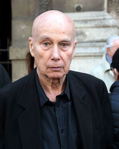 Le journaliste Jérôme Garcin a démissionné du jury du Renaudot, prix mis en cause pour avoir récompensé l'écrivain pédophile Gabriel Matzneff en 2013.