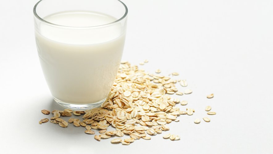 Après les cafés, le lait d'avoine est apparu dans les supermarchés, où il est désormais omniprésent.