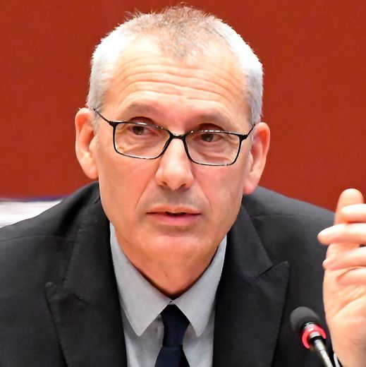 Serge Julien.