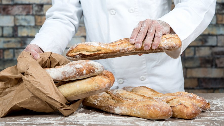 La Fédération représente 33.000 points de vente de pain frais en France, dont 26.000 artisans boulangers.