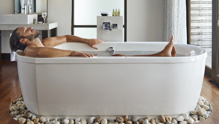 Une étude japonaise encourage à se prélasser quotidiennement dans son bain.