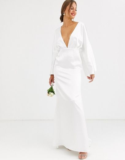 La robe de mariée d'Asos Edition - Prix : 219,99 euros - Où la trouver : Asos.com.