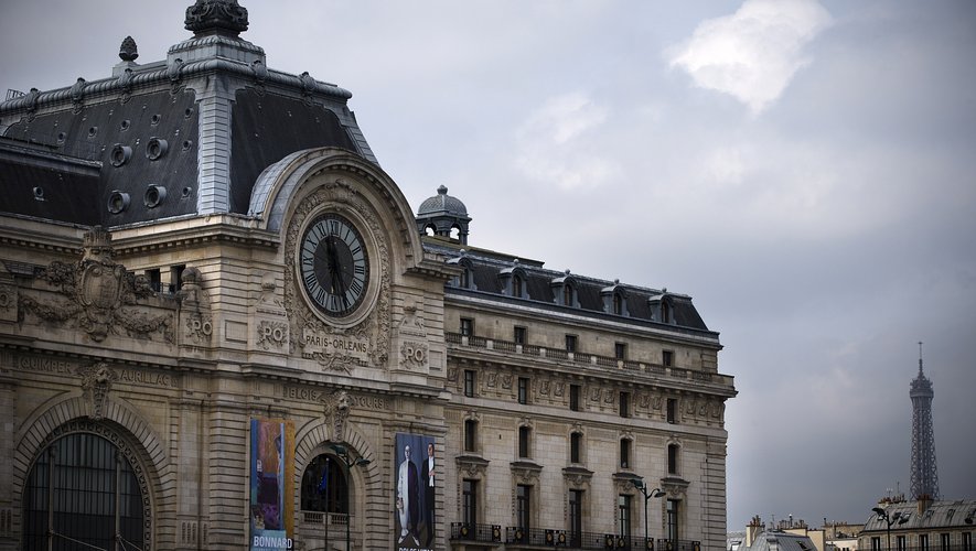Une visite privée du musée d'Orsay avec pour guide Lionel Pissarro, arrière petit-fils du peintre, comptent aussi parmi les lots proposés au plus offrant.