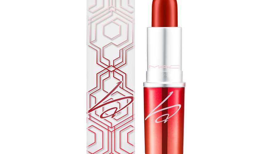 Le rouge à lèvres dédié au personnage Bai par M.A.C Cosmetics.