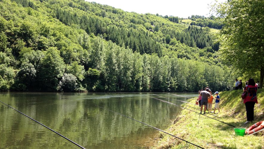 La pêche fait partie des attractivités de la vallée du Lot.