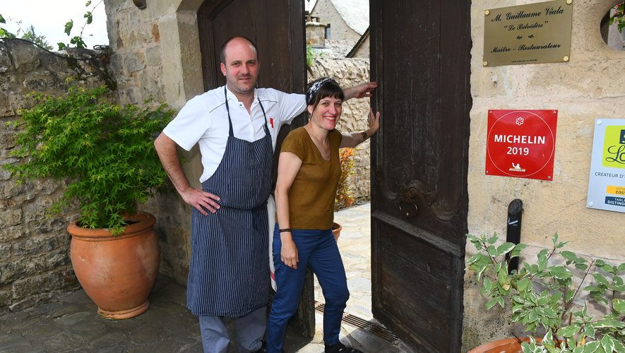 Guillaume et Christine Viala rouvrent ce mardi leur restaurant Le Belvédère à Bozouls.