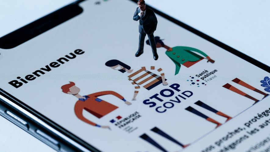 L'application française de traçage de contacts contre le coronavirus StopCovid "a passé le cap du million d'utilisateurs".