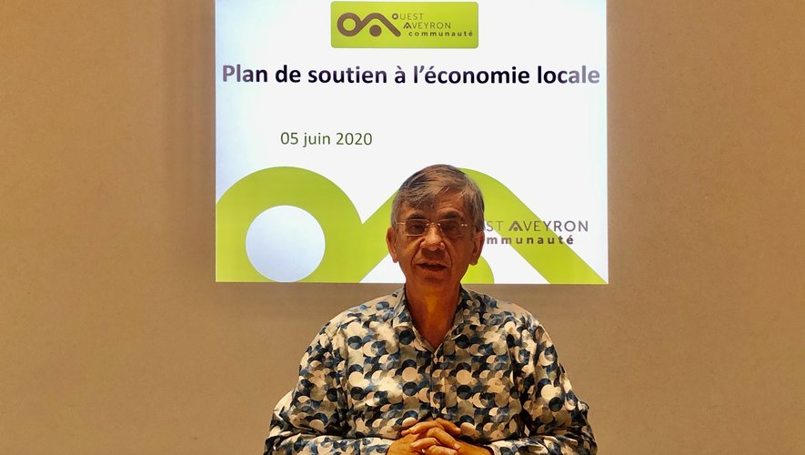 Serge Roques, président d’Ouest Aveyron communauté, détaille le plan d’aide aux entreprises.