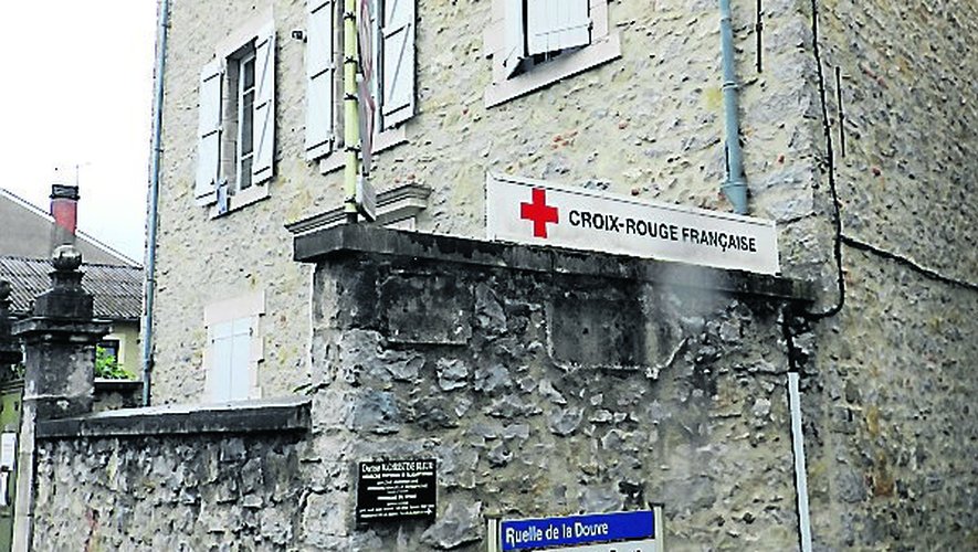 La vestiboutique de la Croix-Rouge rouvre aujourd’hui