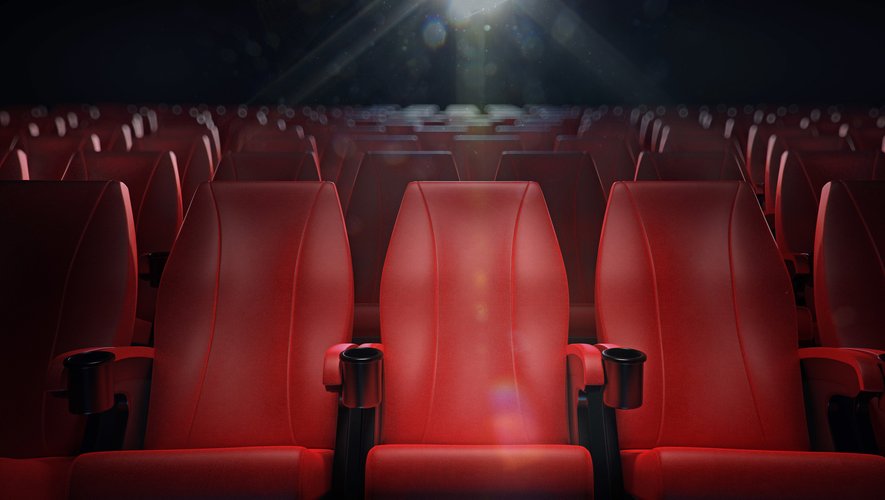 Alors que les grandes chaînes de cinémas à travers le pays envisagent de rallumer les projecteurs pendant la première quinzaine de juillet, les salles à New York et Los Angeles n'ont pas encore la permission de rouvrir.