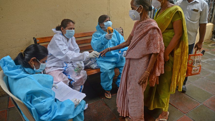 L'Inde a franchi dimanche le cap des trois millions de personnes porteuses du nouveau coronavirus, selon le ministère de la Santé.