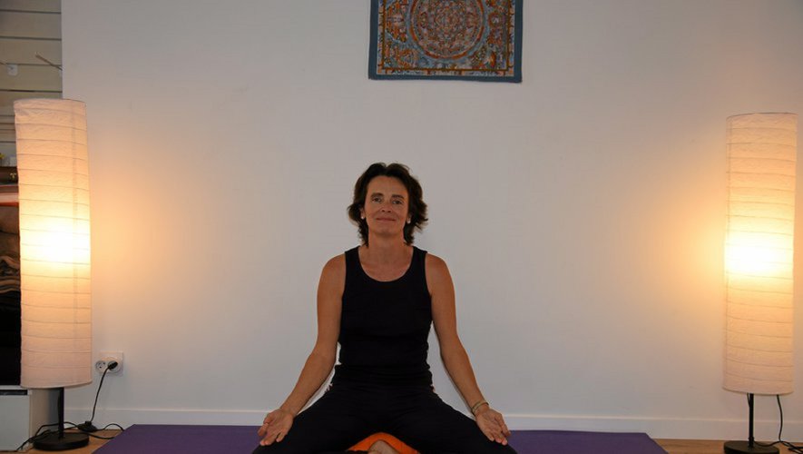 Sylvie Lacaze assure des cours  de yoga le lundi matin.