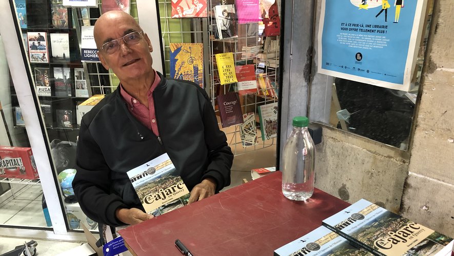 Bernard Connac et son livre "Cajarc en Quercy".