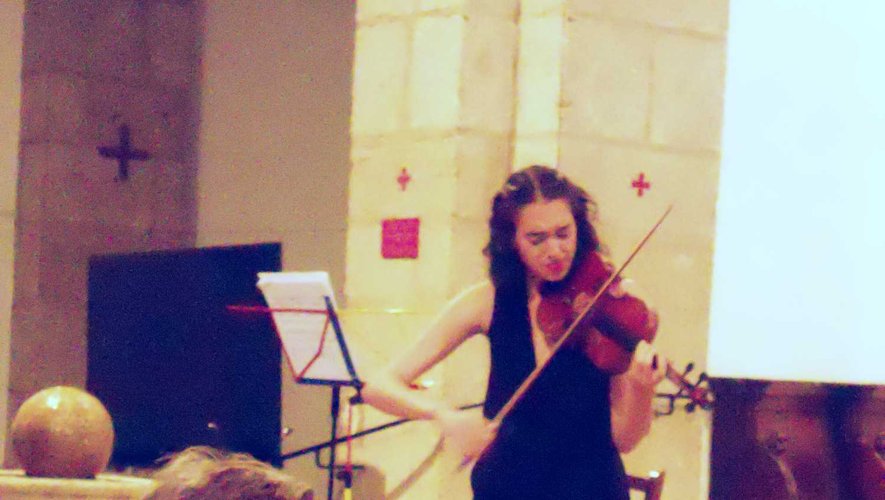 Maria Alejandra Jimenez au violon