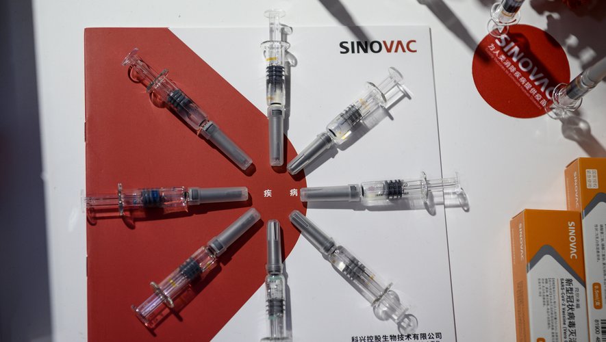 Les doses produites par les entreprises Sinovac Biotech et Sinopharm font partie de certains des projets les plus avancés dans le monde, et suscitent beaucoup d'attentes en Chine.