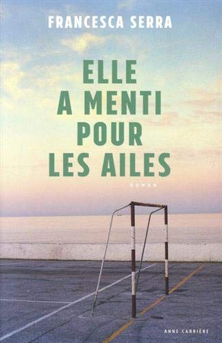La romancière Francesca Serra a remporté lundi le prix littéraire du journal Le Monde avec "Elle a menti pour les ailes"