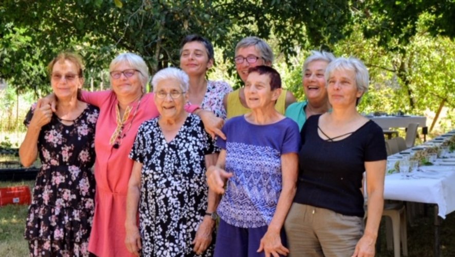 Casilda entourée de ses sept filles.